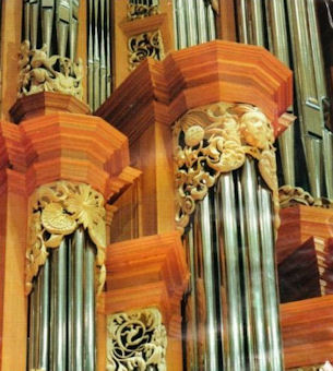 carved wood pipe shades, Fritts pipe organ, Gottfried and Mary Fuchs Organ, Pacific Lutheran University, wood carver & artist Jude Fritts